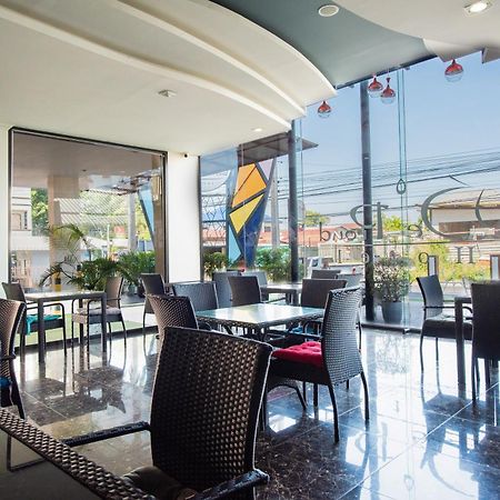 The Proud Hotel Убонратчатхани Экстерьер фото